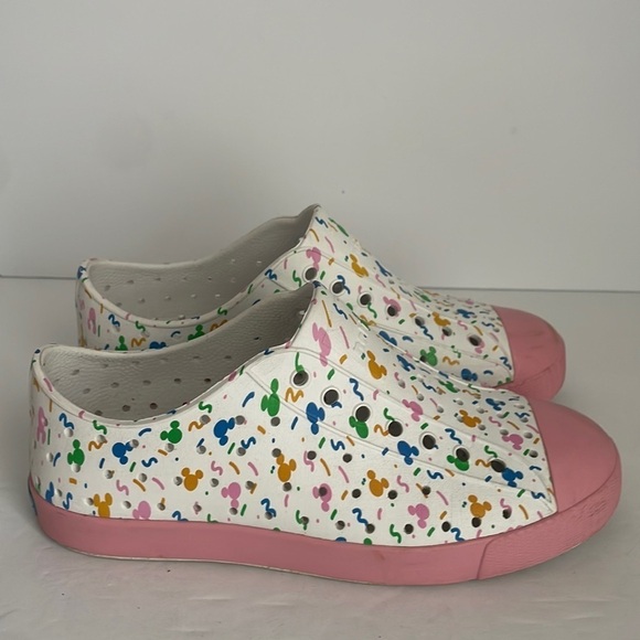 Native X Disney Jefferson Slip-On Mickey Mouse/Confetti Water Shoes Pink… - Picture 1 of 9